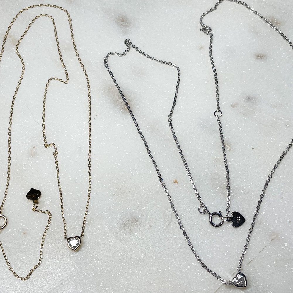 14k Gold Dainty .2ct heart necklace - Picture 3 of 8